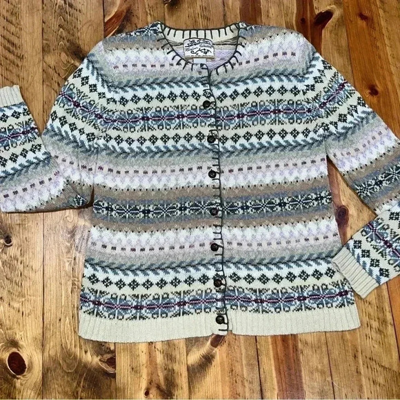 Heirloom Collectables Fair Isle Cardigan with Cool buttons and amazing colors - Picture 2 of 9